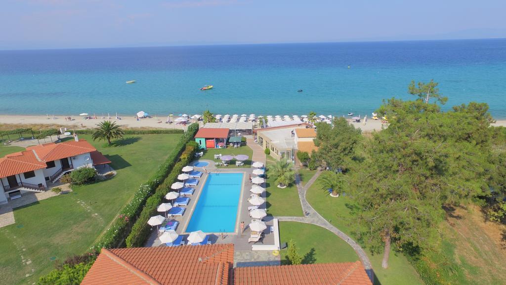 Hotel Azur Kryopigi Exteriör bild