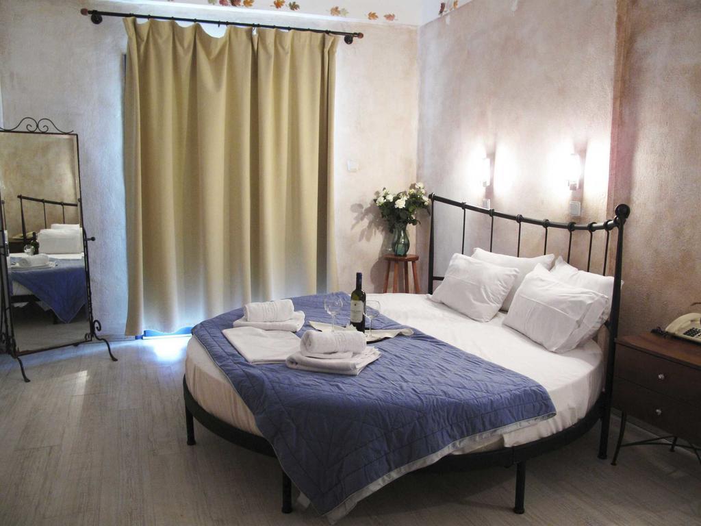 Hotel Azur Kryopigi Exteriör bild