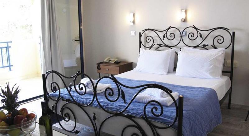 Hotel Azur Kryopigi Exteriör bild